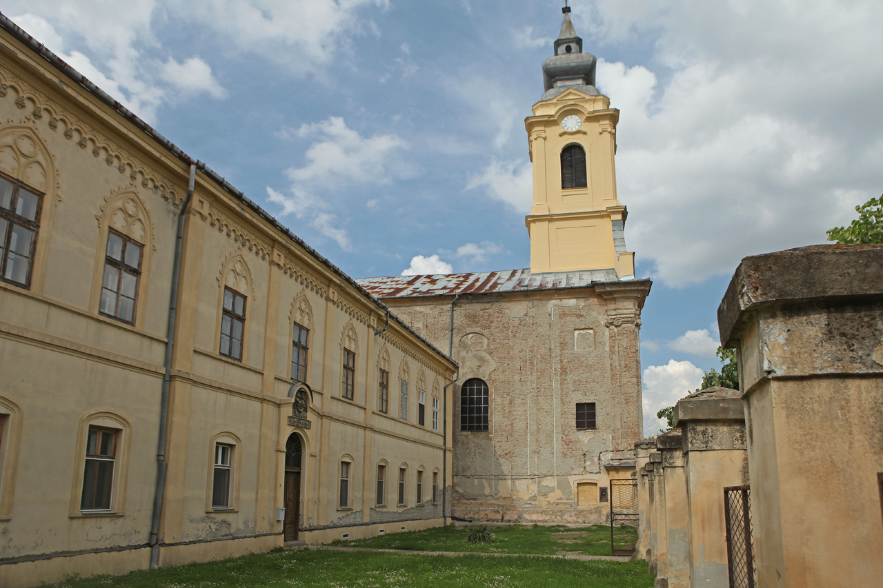 Catholic Church in Bač